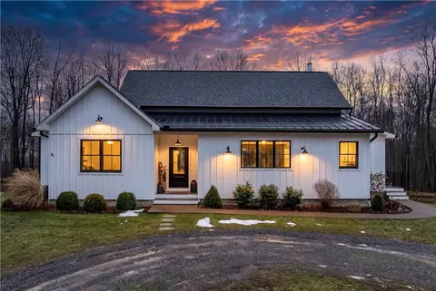 103 Silver Oak Ln, Slippery Rock, PA 16057