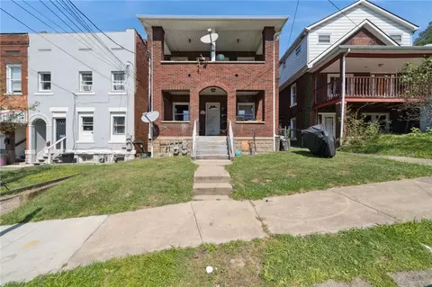 545 6th St, Trafford, PA 15085