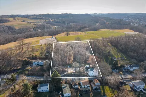 642 Seminary Ave, Oakdale, PA 15071