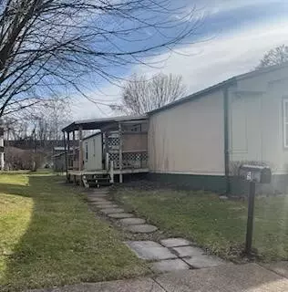 9 Miller St, Latrobe, PA 15650