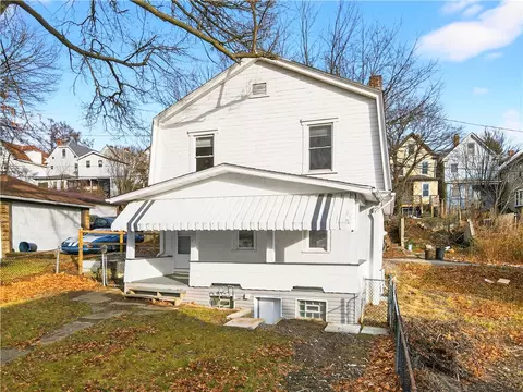 1320 Woodmont Ave, New Kensington, PA 15068