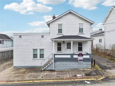 420 Market St, Belle Vernon, PA 15012