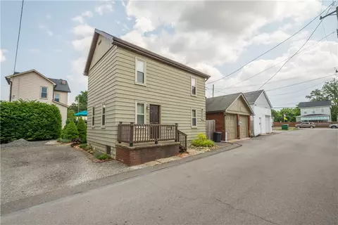 1520 12 4th Ave, Coraopolis, PA 15108