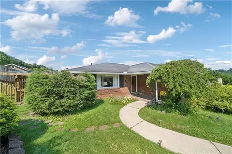 161 Thorne Dr, Washington, PA 15301