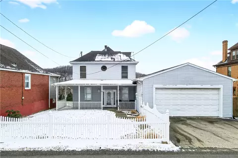 3812 Elizabeth St, Mckeesport, PA 15132