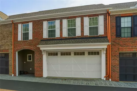 702 England Rd, Cranberry Township, PA 16066