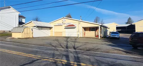 19189 Rte 286 Hwy E, Hillsdale, PA 15746