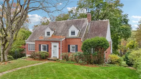 12 Holland Rd, Pittsburgh, PA 15235