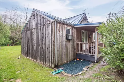 110 Garretts Run Rd, Kittanning, PA 16201