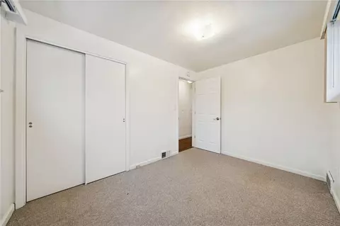 Bedroom - 910 Colonial Manor Rd, Irwin, PA 15642 photo 3 of 6