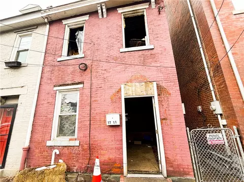 1711 Sarah St, Pittsburgh, PA 15203