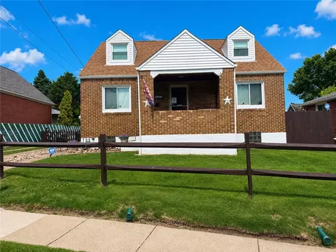 422 Mifflin St, West Mifflin, PA 15122