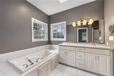 1031 Lexington Dr, Export, PA 15632 photo 27
