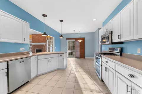 1031 Lexington Dr, Export, PA 15632 photo 16