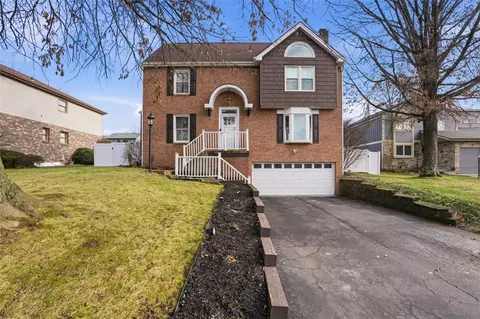 805 Timber Trl, Oakdale, PA 15071