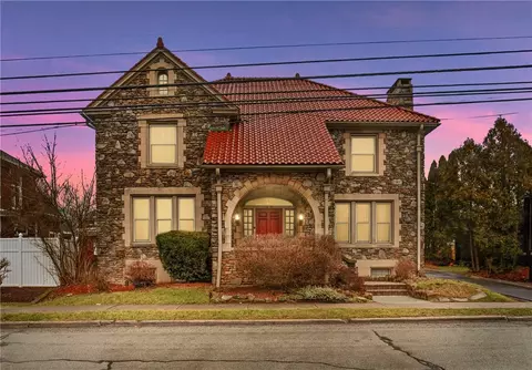 122 N Rosina Ave, Somerset, PA 15501