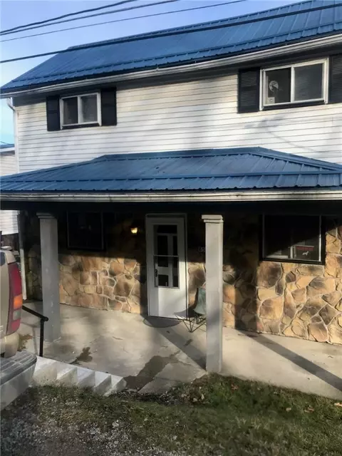 85 Dixon Rd, Clymer, PA 15728