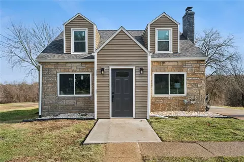 3230 Brodhead Rd, Aliquippa, PA 15001