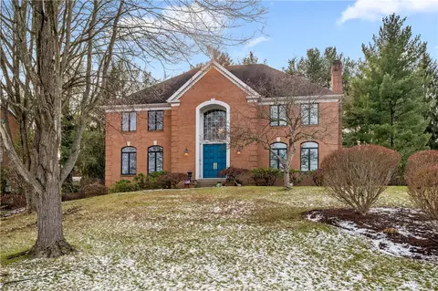 123 Thousand Oaks Dr, Pittsburgh, PA 15241