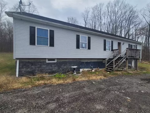 2055 Markleton School Rd, Rockwood, PA 15557