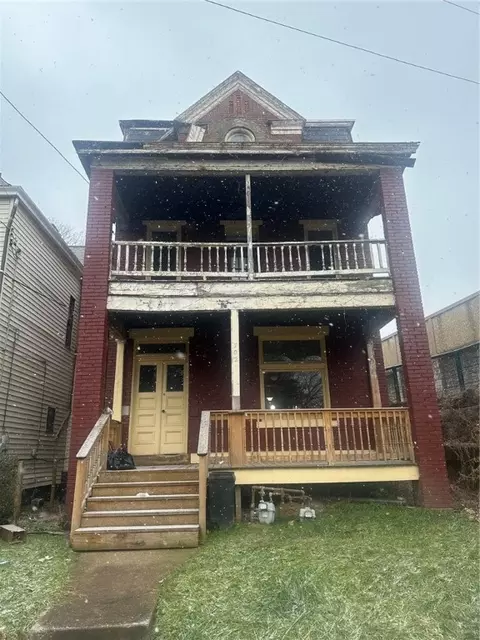 702 Whitney Ave, Pittsburgh, PA 15221