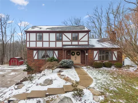 2530 Pleasant Valley Rd, Murrysville, PA 15668
