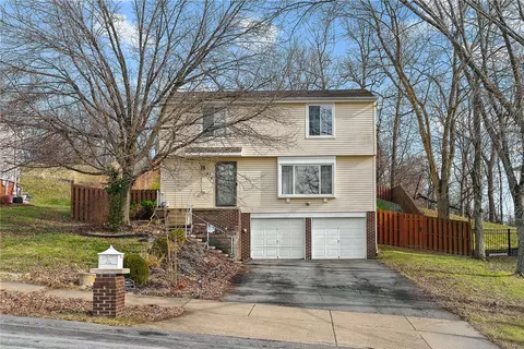 428 Scottsdale Dr, Coraopolis, PA 15108