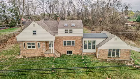 1435 Morrow Rd, Pittsburgh, PA 15241