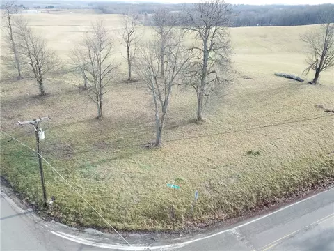 03 Wises Grove Rd, New Brighton, PA 15066