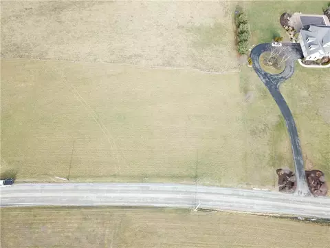 01 Wises Grove Rd, New Brighton, PA 15066