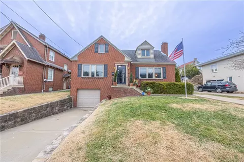 63 Evergreen Ter, Uniontown, PA 15401