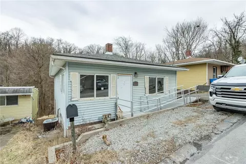 1183 Hill St, New Kensington, PA 15068