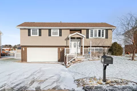 322 Highland Dr, Elizabeth, PA 15037