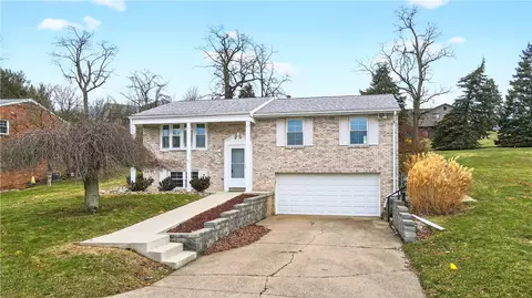 193 Oak Hill Dr, Washington, PA 15301