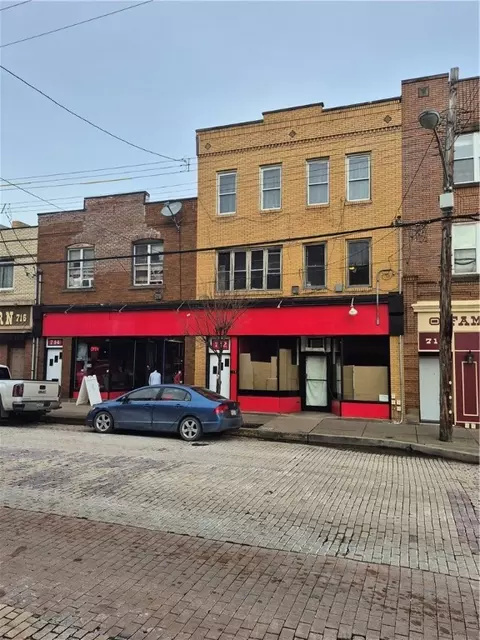 712-714 Broadway Ave, Mckees Rocks, PA 15136