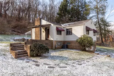 350 Plummer Ave, Pittsburgh, PA 15202