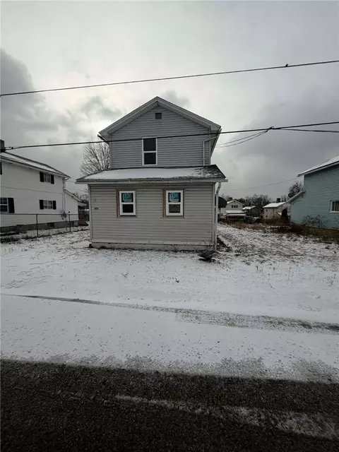423 3rd St, Allison, PA 15413