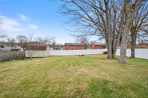 Exterior - 7 Dover Rd, Irwin, PA 15642 photo 5 of 6