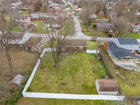 View/Area - 7 Dover Rd, Irwin, PA 15642 photo 2 of 3