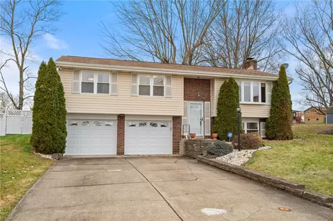7 Dover Rd, Irwin, PA 15642