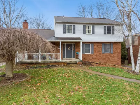 225 Lynn Ann Dr, New Kensington, PA 15068