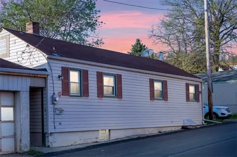 741 Bucyrus St, Pittsburgh, PA 15220