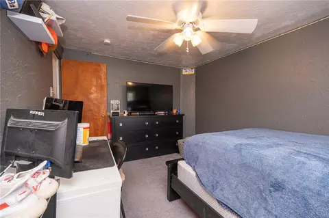 Bedroom - 221-227 Spring St, Harwick, PA 15049 photo 7 of 12