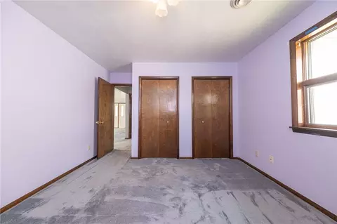Bedroom - 221-227 Spring St, Harwick, PA 15049 photo 3 of 12