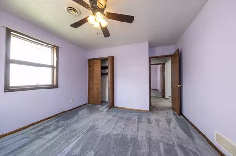 Bedroom - 221-227 Spring St, Harwick, PA 15049 photo 5 of 12