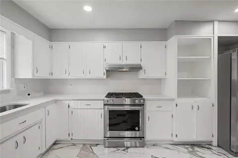 Kitchen - 309 Beech St, Vandergrift, PA 15690 photo 2 of 3