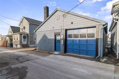 Exterior - 309 Beech St, Vandergrift, PA 15690 photo 4 of 5