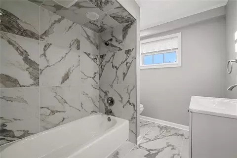 Bath - 309 Beech St, Vandergrift, PA 15690 photo 1 of 7