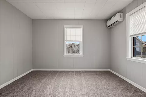 Bedroom - 309 Beech St, Vandergrift, PA 15690 photo 1 of 5