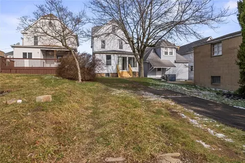 Exterior - 325 Walnut St, Vandergrift, PA 15690 photo 7 of 9